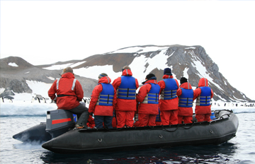 Tourists in Antarctica - Cruise to Antarctica