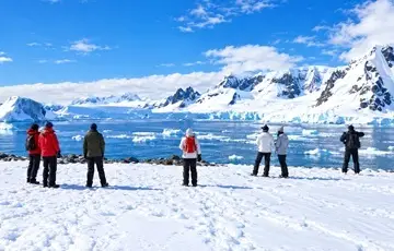 Antarctic Iceberg Viewpoint