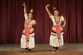 Traditional Dance in Colombo, Sri Lanka - AAPI CME Tour